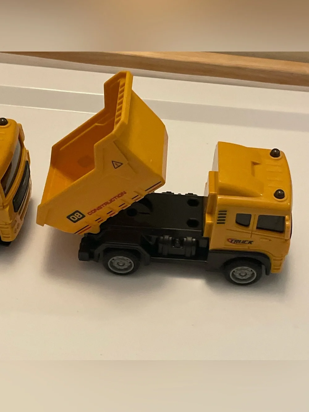 N/A durable yellow